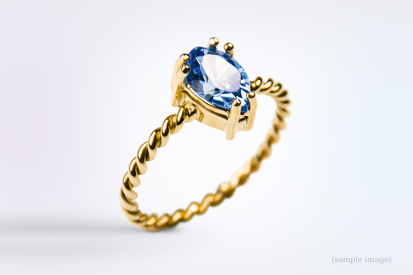 800-Ring gelbgold Edelsteinfarbe blau